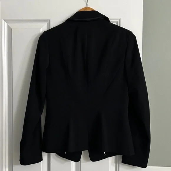 White House Black Market Classic Women's Tuxedo Blazer - Picture 5 of 5